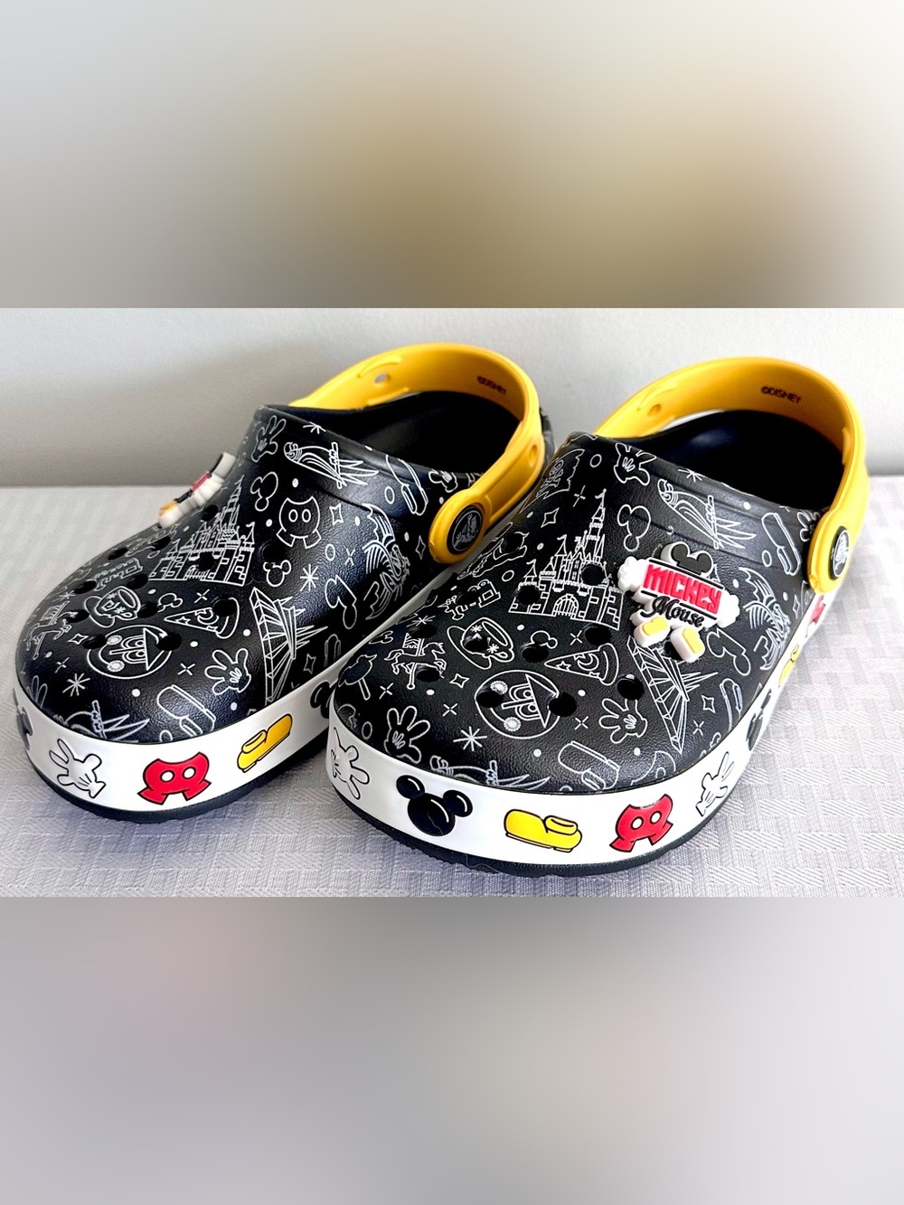 Disney Mickey Mouse Crocs Kids J13 Black Yellow Graphic Clogs